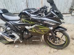 Suzuki GIXXER SF FI ABS